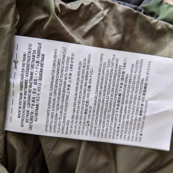 🆕🌿VANS PUFFER JACKET🌿 - Picture 11 of 11